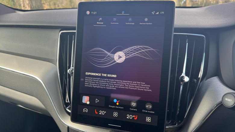 Volvo XC60 2.0 B5P Plus Black Edition 5dr AWD Geartronic Petrol Estate